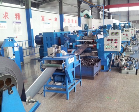 Two roll sheeting mill